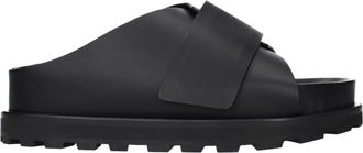 Jil Sander pantoffels en hakken vrouw met zwarte huid