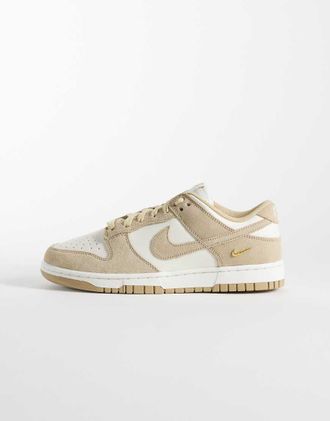 Nike Dunk Low - Sneakers bianche e beige-Bianco