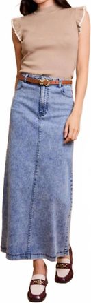 Gilli Cassy Flare Denim Skirt In Blue