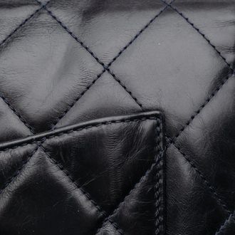 Chanel Hobo Bags - 2016-2017 Medium Quilted Glazed Calfskin Gold Bar - Gr. unisize - in Blau - für Damen