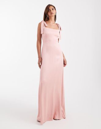 Maids to Measure Vestito lungo da damigella rosa cipria con spalline annodate
