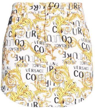 Versace HOSEN & R&Ouml;CKE - Jeansr&ouml;cke auf YOOX.COM