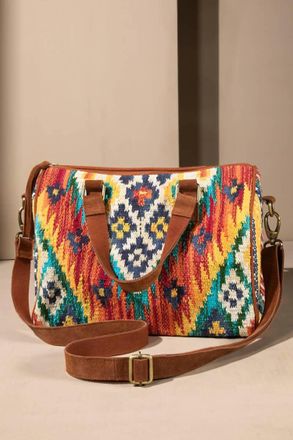 Urbanista Womens Hand-Woven Cotton Chenille Boston Bag In Kingston
