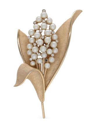 Trifari bouquet-shaped faux-pearl brooch - women - Metal/Faux Pearl/Zirconia - One Size - Gold
