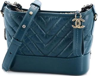 Chanel Gabrielle Hobo Chevron Aged Calfskin Small crossbody bag - Groen
