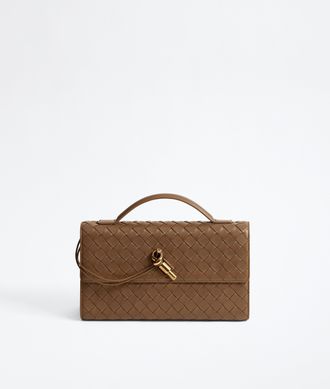 Bottega Veneta Andiamo Clutch 25 - Brown - Women
