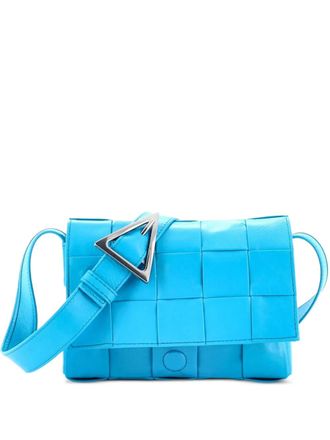 Bottega Veneta Cassette Maxi Intrecciato Leather Small crossbody bag - women - Calf Leather - One Size - Blue