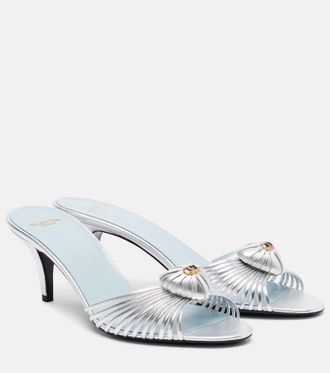 Valentino Garavani Mules Coeur Royal de piel metalizada