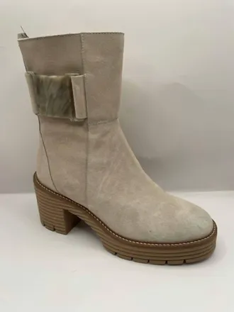 Softwaves Womens Montez Boot In Cr&egrave;me