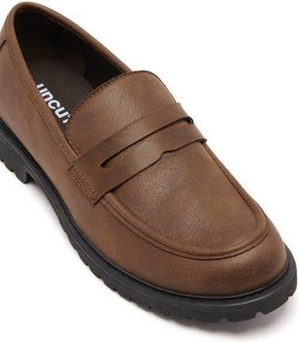 Uncut Croydon Loafer in Chocolate Pu at Nordstrom, Size 10