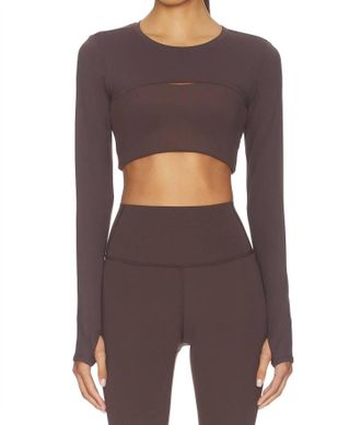 SPLITS59 Amelia Airweight Lite Shrug In Chocolate