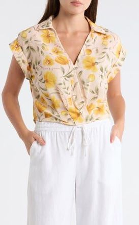 Daniel Rainn Johnny Collar Short Sleeve Crop Top in Q947 Blush at Nordstrom Rack, Size X-Small