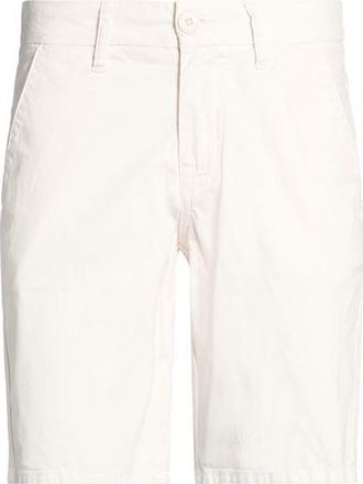 Guess HOSEN & R&Ouml;CKE - Shorts & Bermudashorts auf YOOX.COM