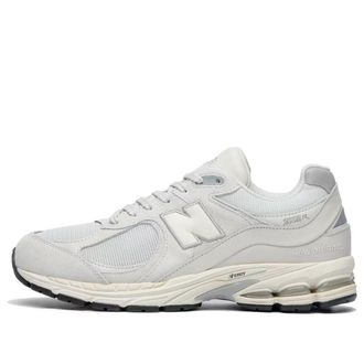 New Balance 2002R Linen Fog Rain Cloud M2002RO1