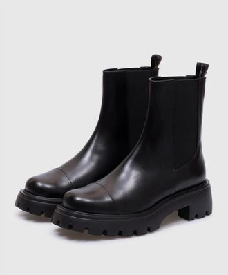 Stuart Weitzman Womens Stuart Weitzman Emerson SJ336 Boots Black Leather Chelsea ZOGG2004