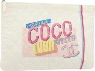 Chanel Pre-owned Clutches, female, White, Size: ONE SIZE Pre-owned Canvas Clutch