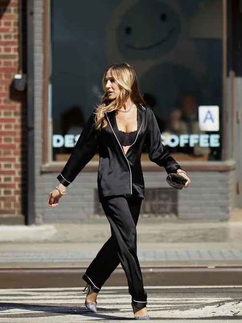 Sarah Jessica Parker x Intimissimi e Carrie in pigiama hot Stylight