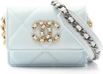 Chanel Leather Shoulder Bag (Pre-Owned)