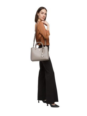 Guess Meridian II Girlfriend Shoulder Bag - Gray