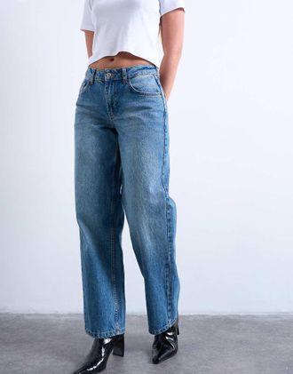 Topshop Cinch - Jeans comodi a vita bassa lavaggio blu vintage con cinturino