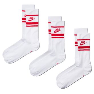 Nike Unisex Nike Sportswear Dri-FIT Everyday Essential Crew Socks (3 Pairs) in White | DX5089-102