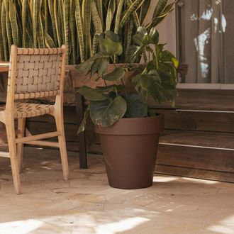 OEM Magnolia 45 Macetero Redondo Cl&aacute;sico De Interior Y Exterior Para Plantas Y Flores Muy Resistente Al Paso Del Tiempo. Hecho De Polietileno En Espa&ntilde;a - 