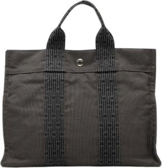 Herm&egrave;s Pre-owned Tote Bags, female, Gray, Size: ONE SIZE Pre-owned Fourre Tout PM