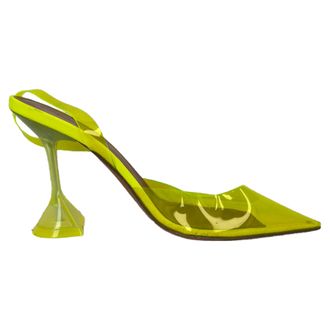 Amina Rubinacci Amina Muaddi Holli glazen slingback pumps in neongeel PVC