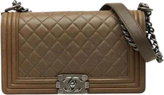 Chanel Pre-owned Boy 25 Medium Matelasse Lambskin Shoulder Bag - Dames - Vintage Schoudertas - Bruin - ONE Size - Leer - Vintage