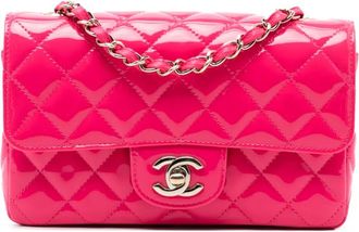 Chanel Borsa a tracolla rettangolare Classic mini con battente singolo e finitura lucida 2019 - Rosa