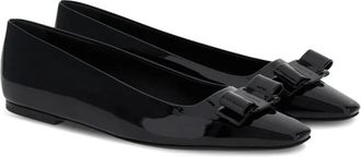 Ferragamo Vara Flat - Black