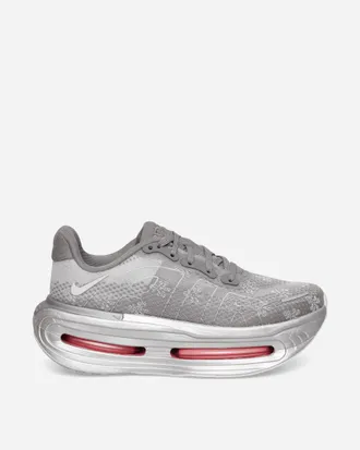 Nike Women s Vomero Premium Sneakers Geyser Grey / Metallic Silver