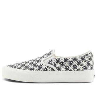Vans Classics Slip-On Vr3 Beige VN0007NCKIG