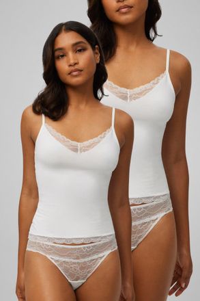 Ysabel Mora Spaghettitop