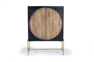 Giner&Colomer Armario fabricado en madera de mango y metal