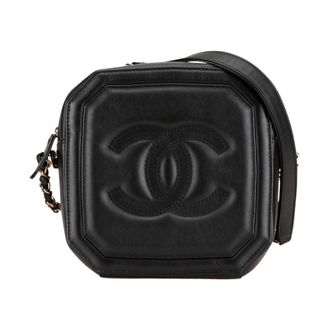 Chanel Pre-owned 255 Quilted Crossbody Octagon Camera Case - Dames - Pre-owned - Zwart - Maat: ONE Size Leer
