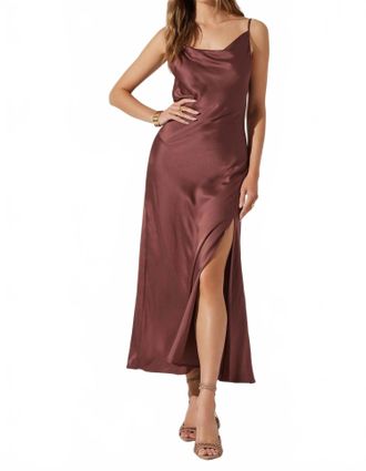 Astr Glynis Cowl Neck Dress In Mulberry