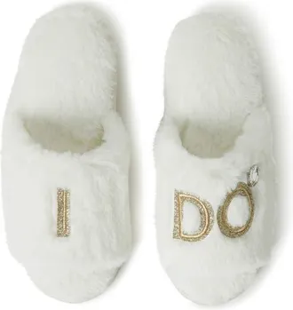 Dearfoams Novelty Faux Fur Bridal Slide in Alabaster at Nordstrom, Size Small