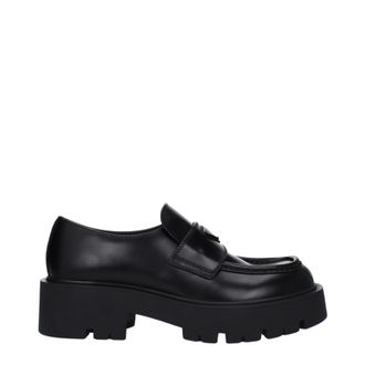 値下げ中【PRADA】プラダ ローファー 革靴27cm アイボリー