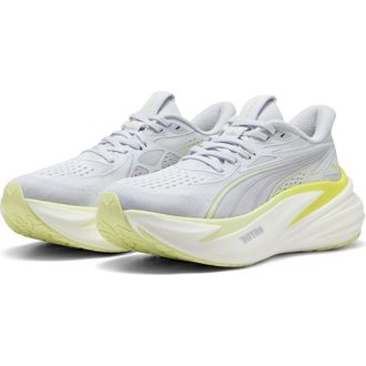 Puma MagMax NITRO 2 Running Shoe in Silver Mist/Apple Spritz at Nordstrom, Size 9.5