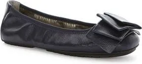 Me Too Lilyana 2.0 Flat in Navy Leather at Nordstrom Rack, Size 5.5