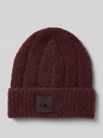 Calvin Klein Beanie in Bouclé-Optik mit Label-Patch in Bordeaux, Größe 1
