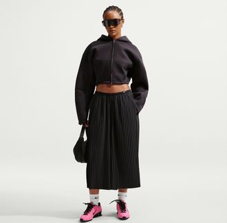 Nike Womens Nike Sportswear Oversized Mid-Rise Culotte Pants in Black | IQ0438-010