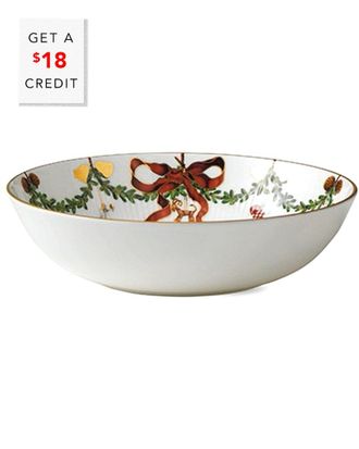 ROYAL COPENHAGEN 3.25Qt Star Fluted Christmas Bowlwith $18 Credit