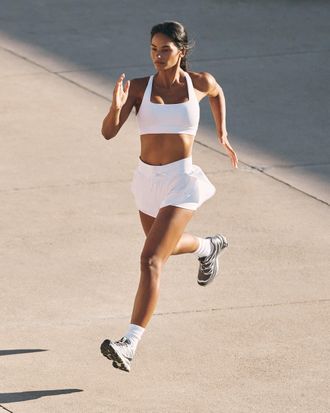 Vuori Clothing Daily Speed Shorts 2.5 | White | XS, Size Extra Small