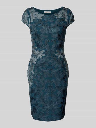 Christian Berg Cocktail Knielanges Cocktailkleid mit floraler Stickerei in Grass Mel, Gr&ouml;&szlig;e 38
