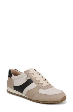 Life Stride Fearless Charm Low Top Sneaker in Dover Light Tan at Nordstrom, Size 7.5