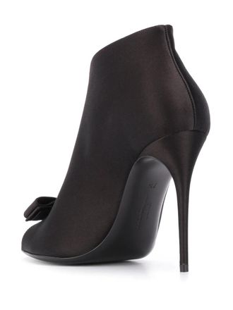 Ferragamo Vara Bow Pump - Black
