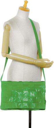 Bottega Veneta Pre-owned Womens Cassette Woven Shoulder Bag - Green Leather - One Size