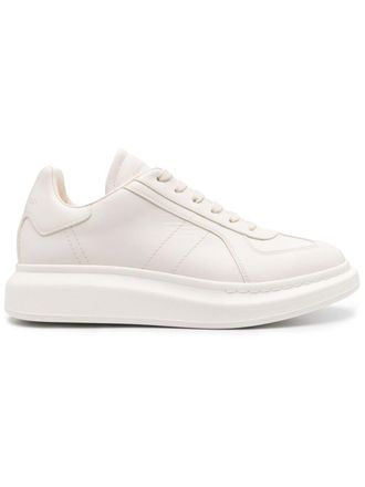 Alexander McQueen Sneakers Retro oversize - Toni neutri